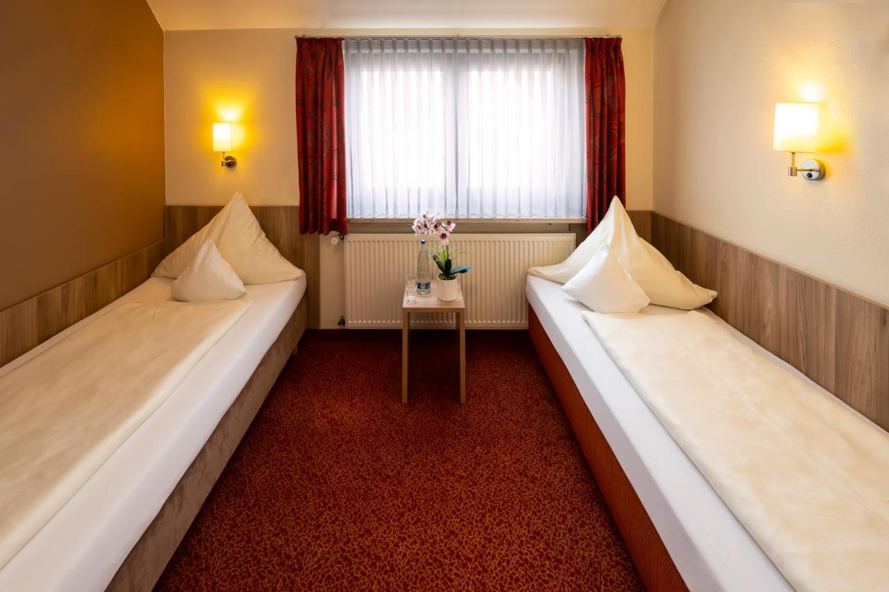 Ambient Hotel Am Europakanal Fürth Exterior foto
