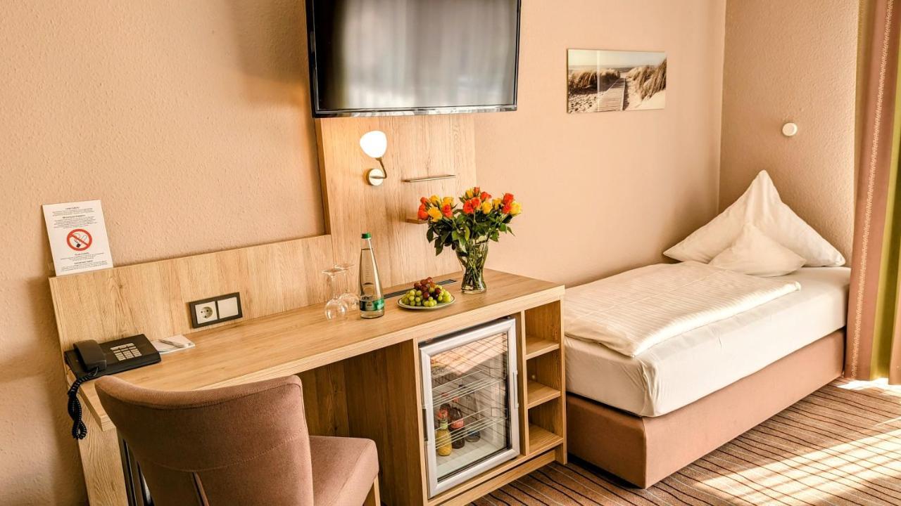 Ambient Hotel Am Europakanal Fürth Exterior foto